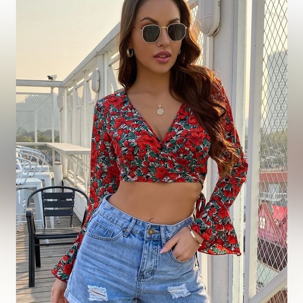 Floral women’s top